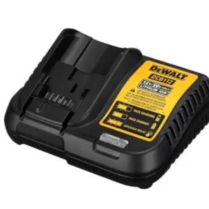 מטען סוללות DEWALT DCB112, מתאים לסוללות ליתיום, שימושי לעבודה עם כלי חשמליים.